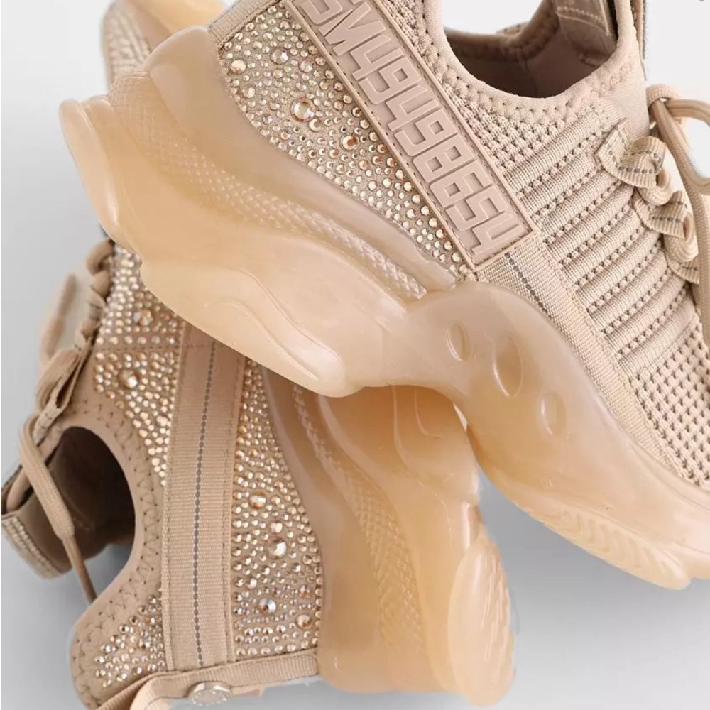 W Sz 9.5 Steve Madden Glitz Sneaker in Blush